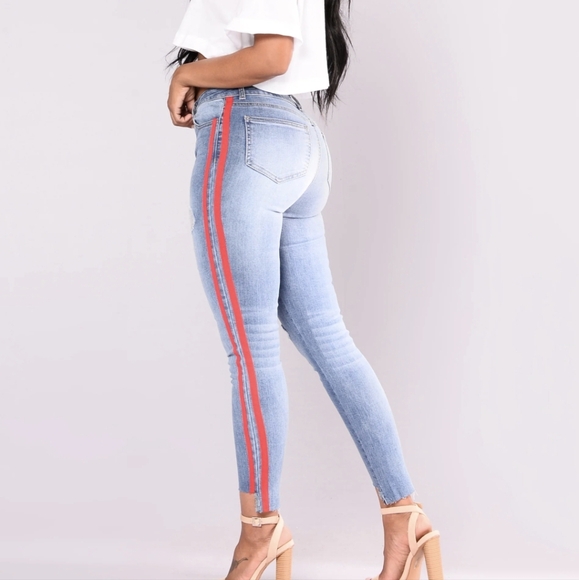 NWOT Fashion Nova Red Striped Side Jeans - Picture 3 of 12